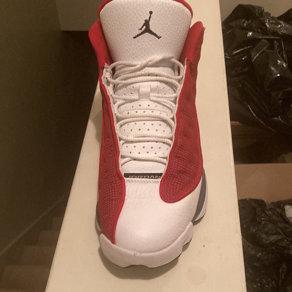 AIR JORDAN 13 RETRO - Picture 2 of 15